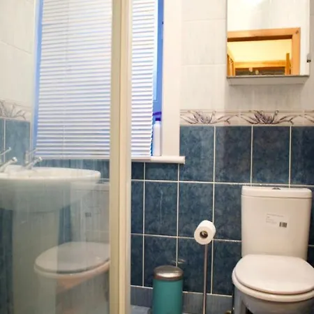 Newly Refurbed Home With Free Parking Edinburgh Exterior photo